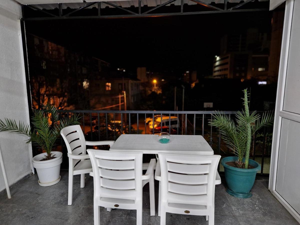 Art Hotel Batumi Exterior photo